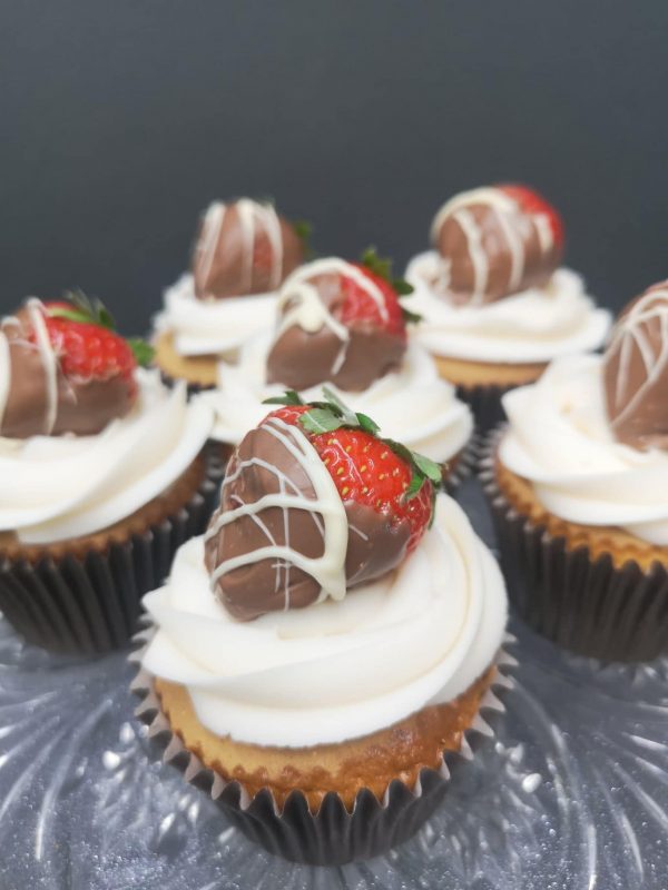 Strawberry dripped cupcakes